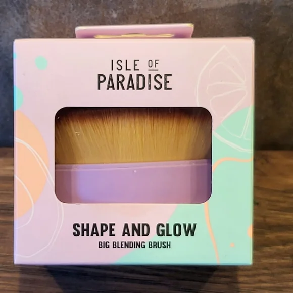 Isle of Paradise Shape and Glow big blending brush - Picture 1 of 3